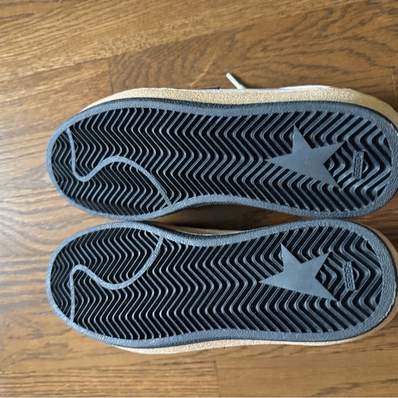 Golden Goose Ballstar Sneakers in Black and White. Worn once. Comes with box - Picture 2 of 6